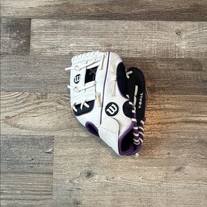 Wilson White and Purple Kids T-Ball Glove